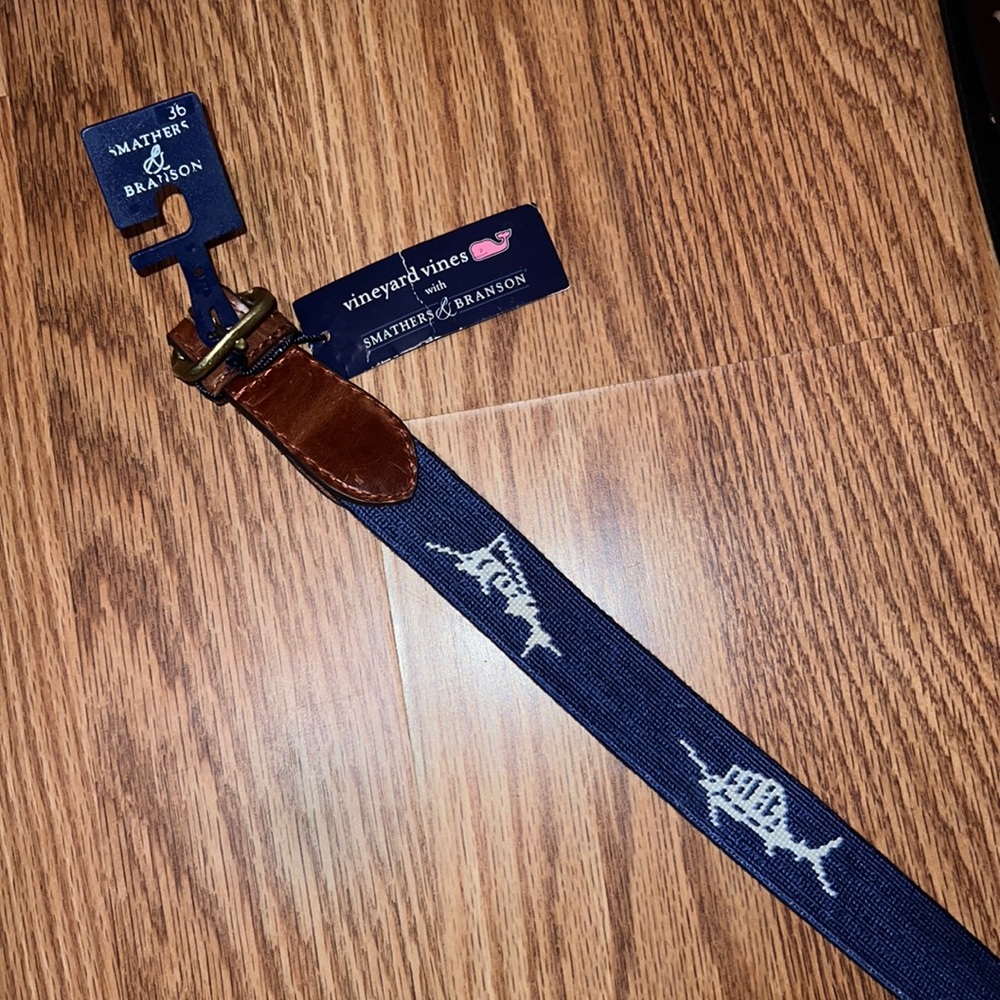 Size 36 brand new vineyard vines belt